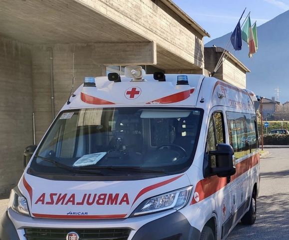 Inaugurazione ambulanza della Croce Rossa
